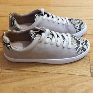 NWOT White Raven Faux Snake Skin Sneakers